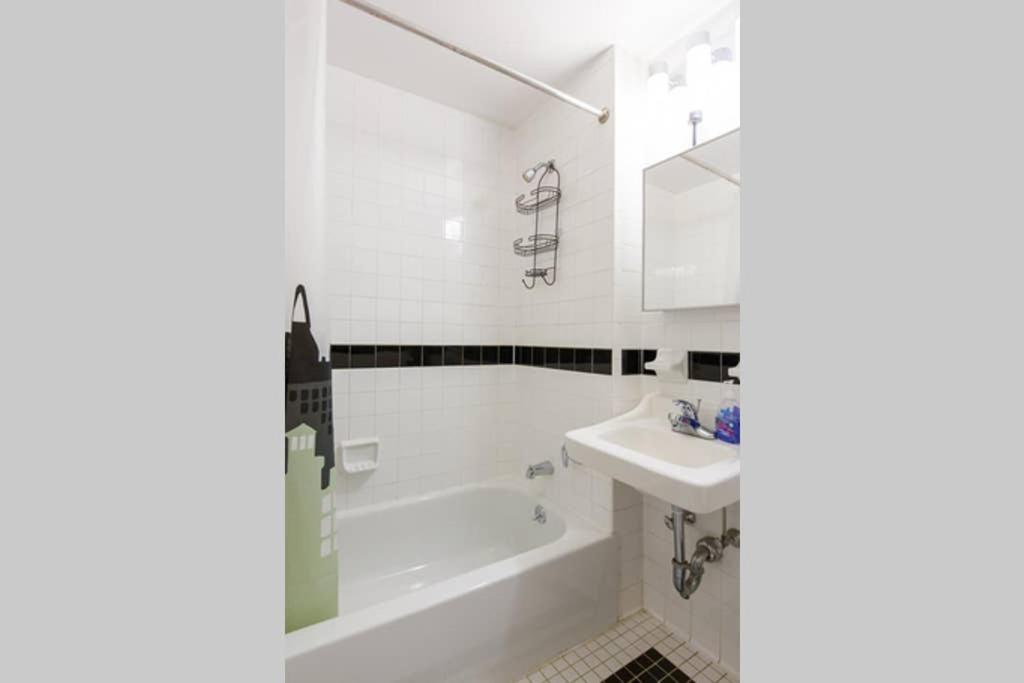 Elegant And Comfortable Stay Nueva York Exterior foto